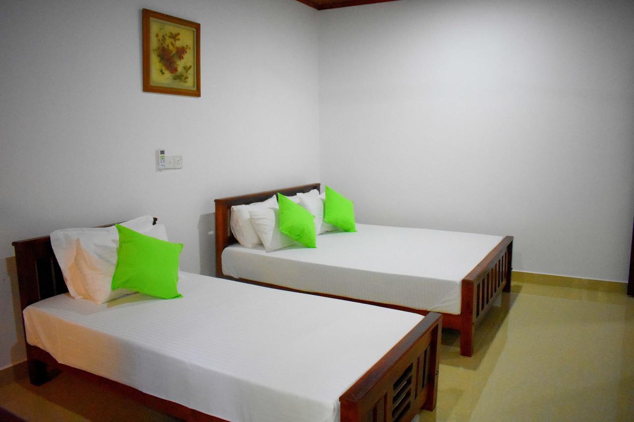 Leonine Villa Yala Tissamaharama Esterno foto